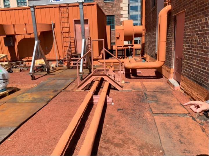 Roof area with ad hoc details